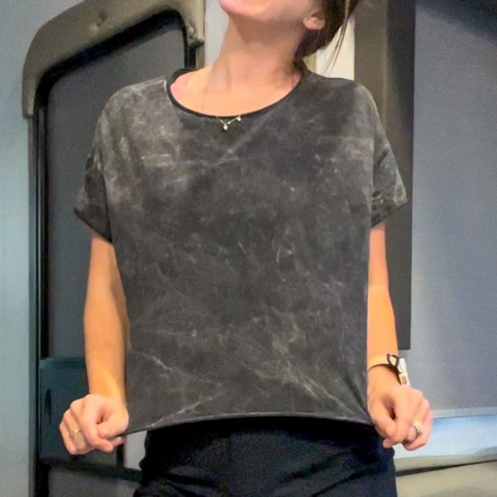 Zenana Outfitters Black Boxy Crop T-Shirt